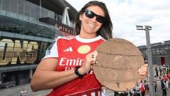 Caldentey embraces ‘cool’ pressure as Arsenal target Treble
